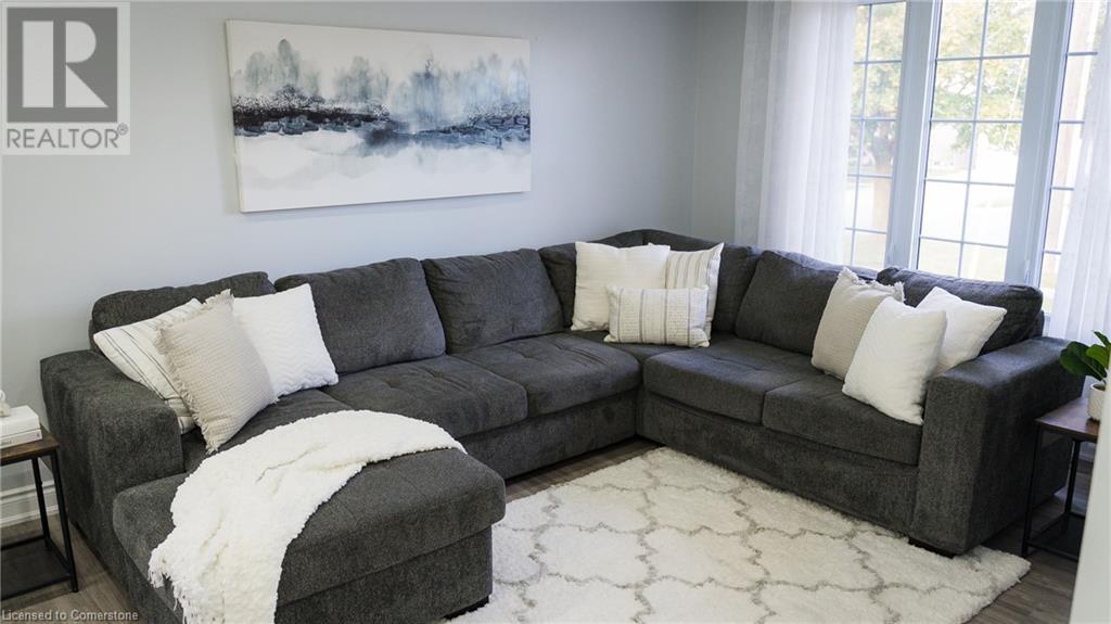 413 Lansdowne Avenue, Woodstock, Ontario  N4T 1J2 - Photo 3 - 40688539