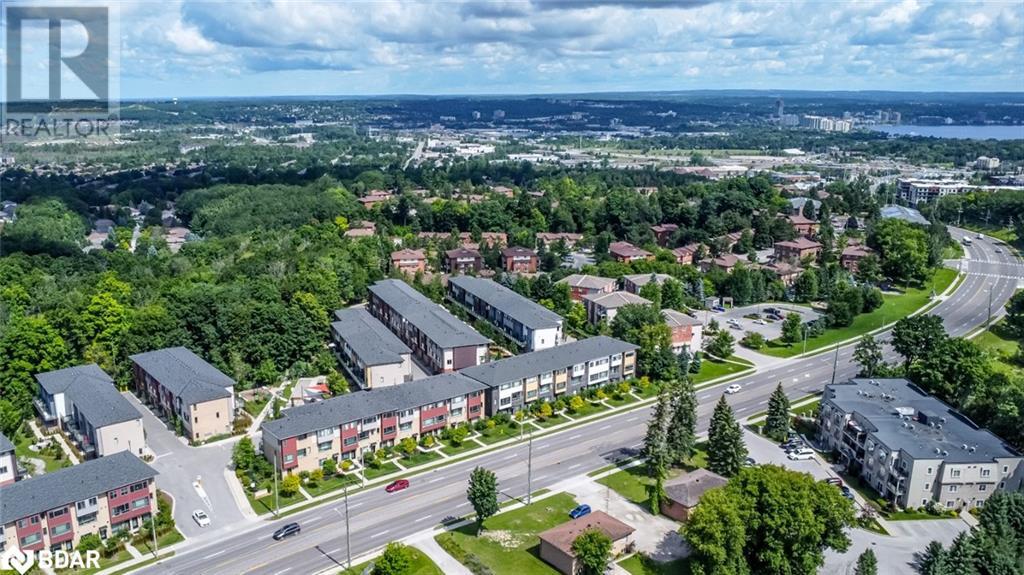 369 Essa Road Unit# 35, Barrie, Ontario  L4N 9C8 - Photo 2 - 40688577