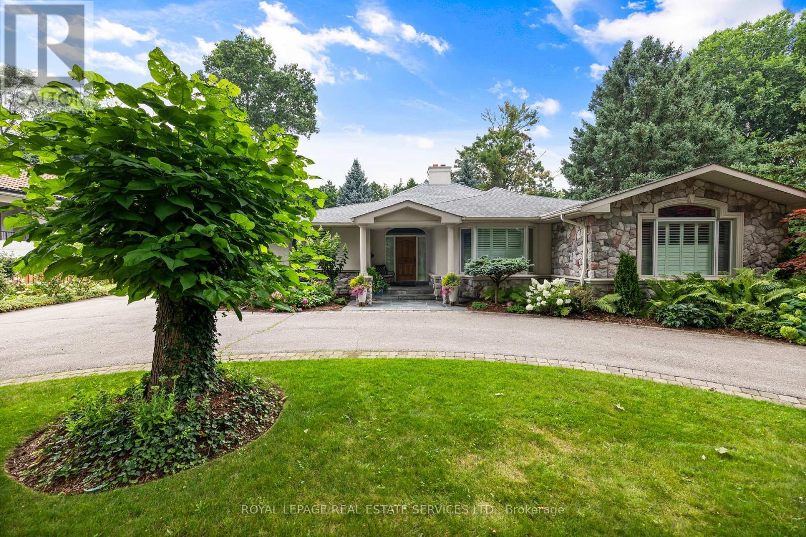 Property at 70 LEGGETT AVENUE image 1