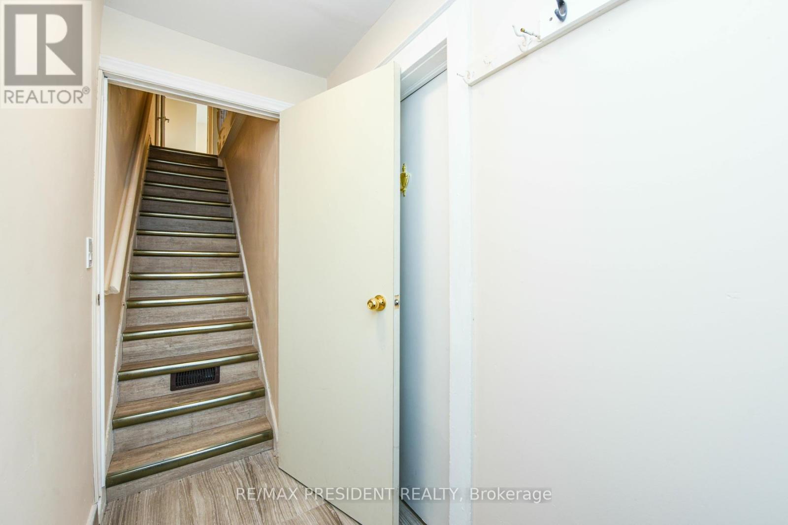 23 Myrtle Avenue, Toronto, Ontario  M4M 2A3 - Photo 23 - E11902956