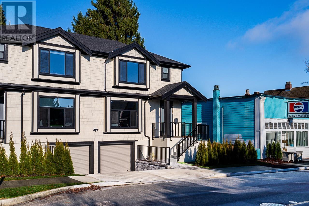 2705 DUNDAS STREET, Vancouver