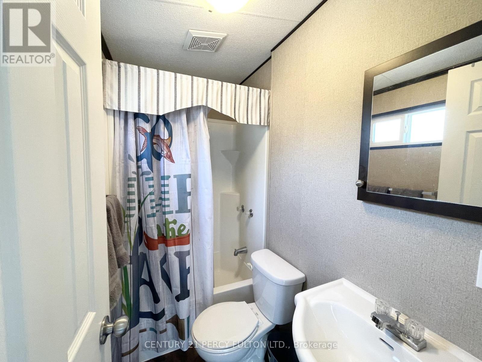 486 Cty Rd 18-41 Park Meadow Lane, Prince Edward County, Ontario  K0K 1P0 - Photo 9 - X9305480