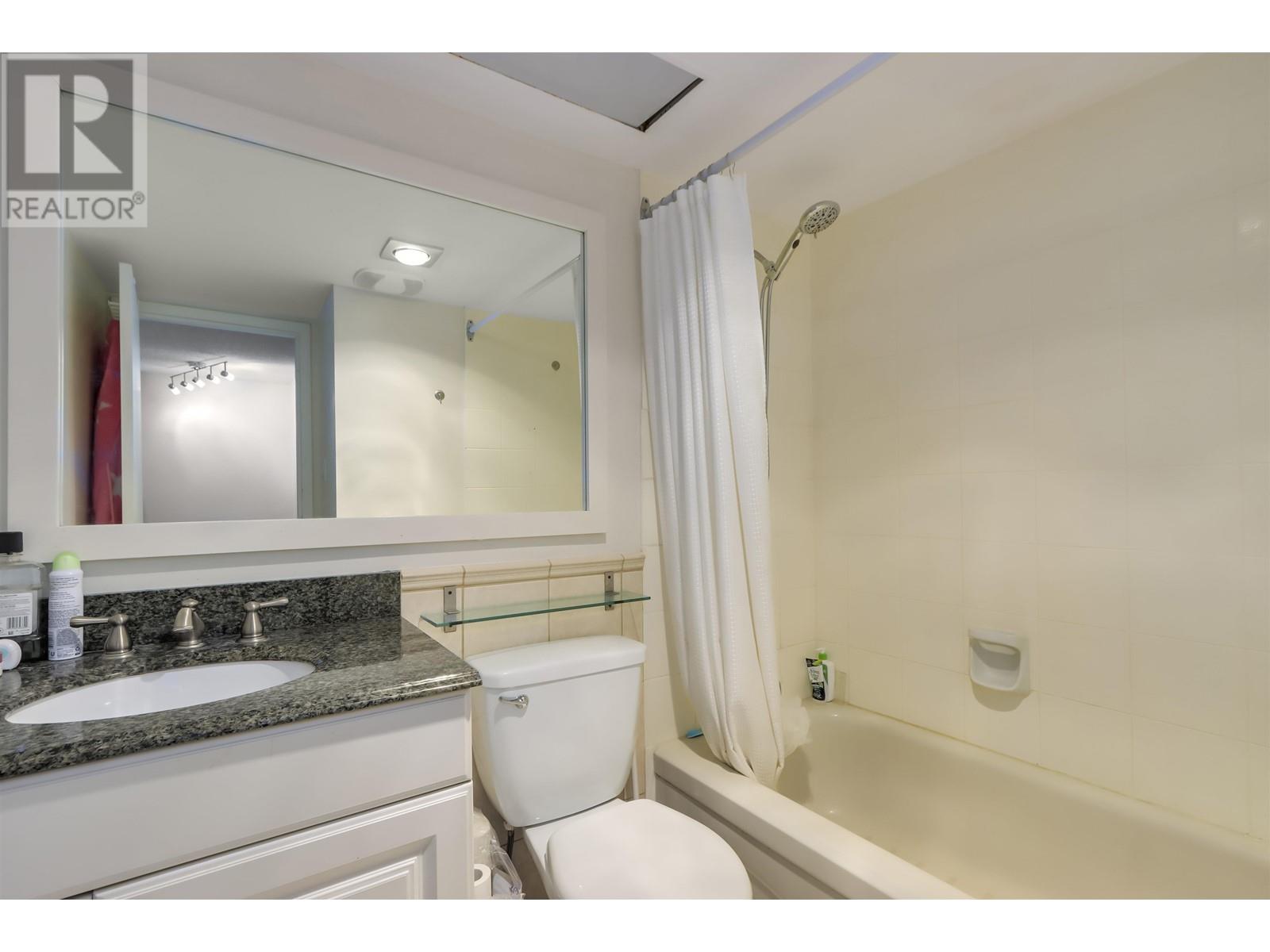 207 1450 Laburnum Street, Vancouver, British Columbia  V6J 3W3 - Photo 16 - R2953538