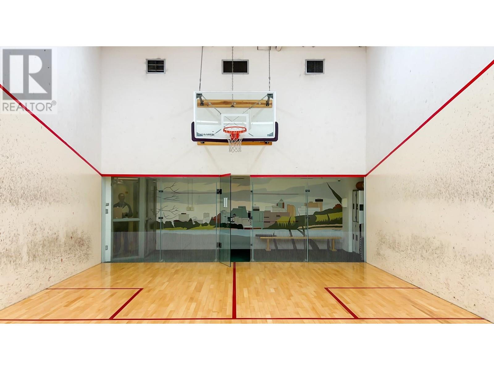 Listing Picture 35 of 40 : 1003 888 PACIFIC STREET, Vancouver / 溫哥華 - 魯藝地產 Yvonne Lu Group - MLS Medallion Club Member