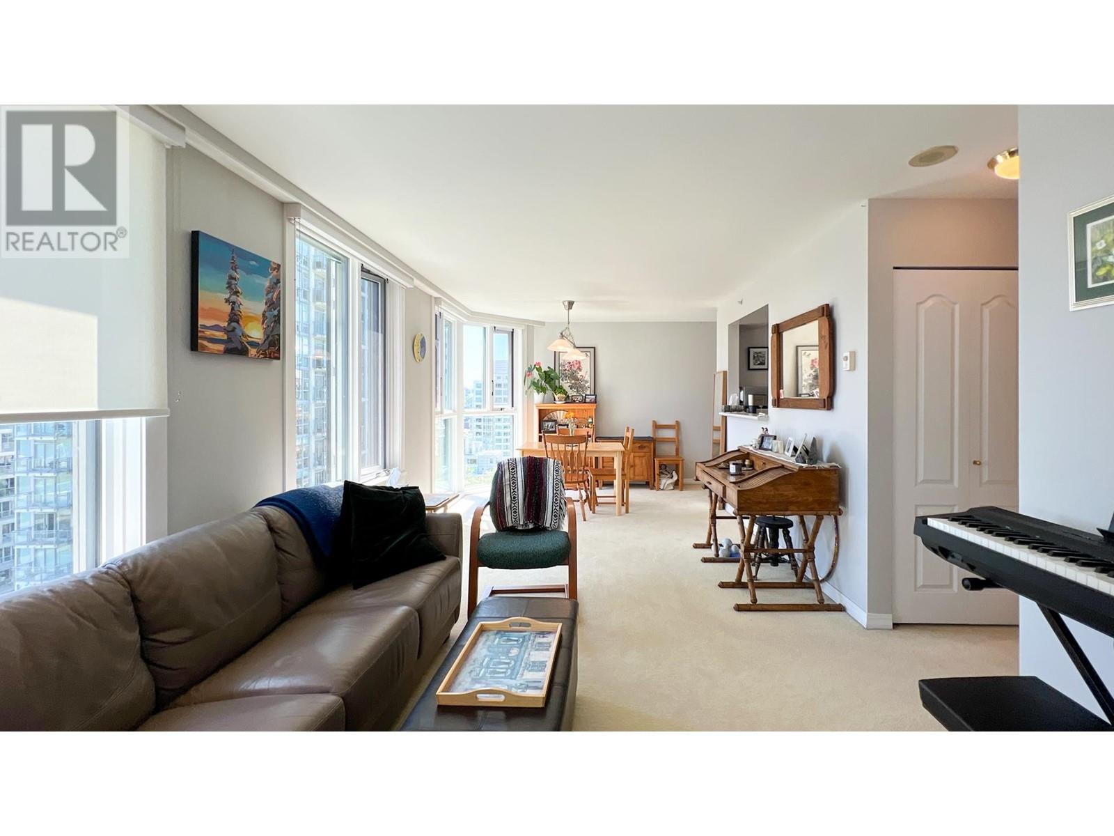 Listing Picture 8 of 40 : 1003 888 PACIFIC STREET, Vancouver / 溫哥華 - 魯藝地產 Yvonne Lu Group - MLS Medallion Club Member