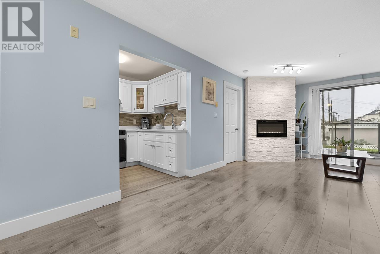211 5818 Lincoln Street, Vancouver, British Columbia V5R 4P7 - Photo 4 - R2953587