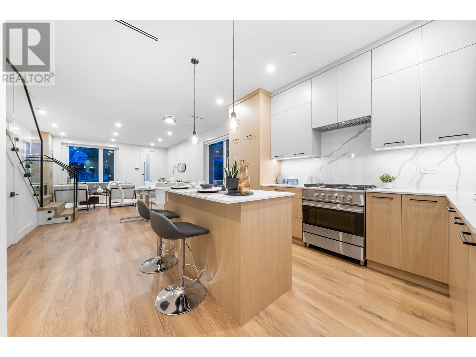 1812 E 55th Avenue, Vancouver, British Columbia  V5P 2A1 - Photo 15 - R2953595