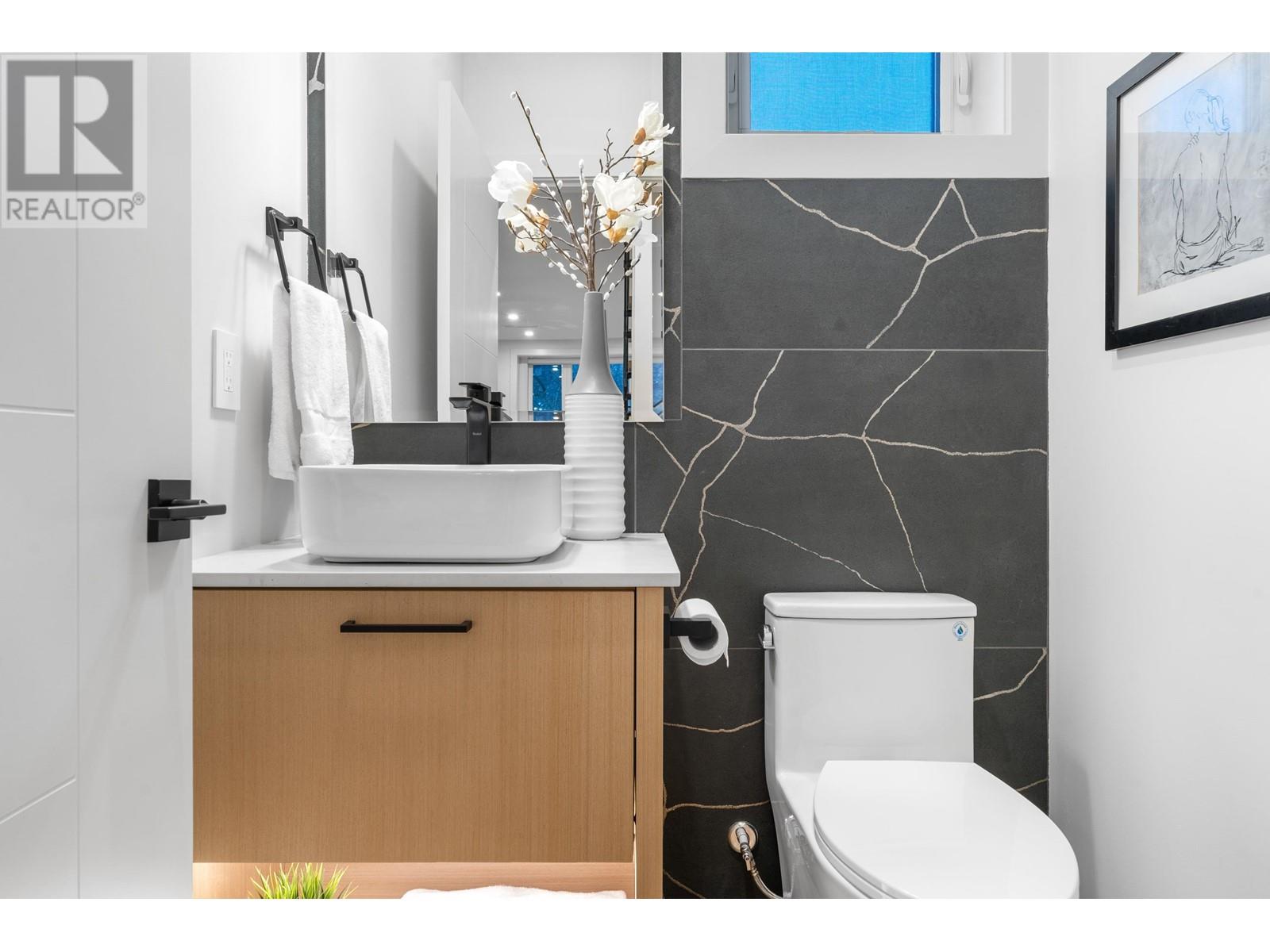 1812 E 55th Avenue, Vancouver, British Columbia  V5P 2A1 - Photo 38 - R2953595