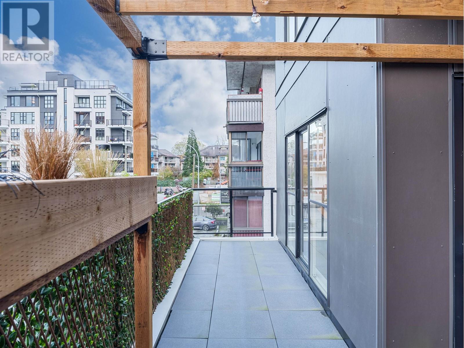 201 2331 Kelly Avenue, Port Coquitlam, British Columbia  V3C 1Y3 - Photo 12 - R2953627