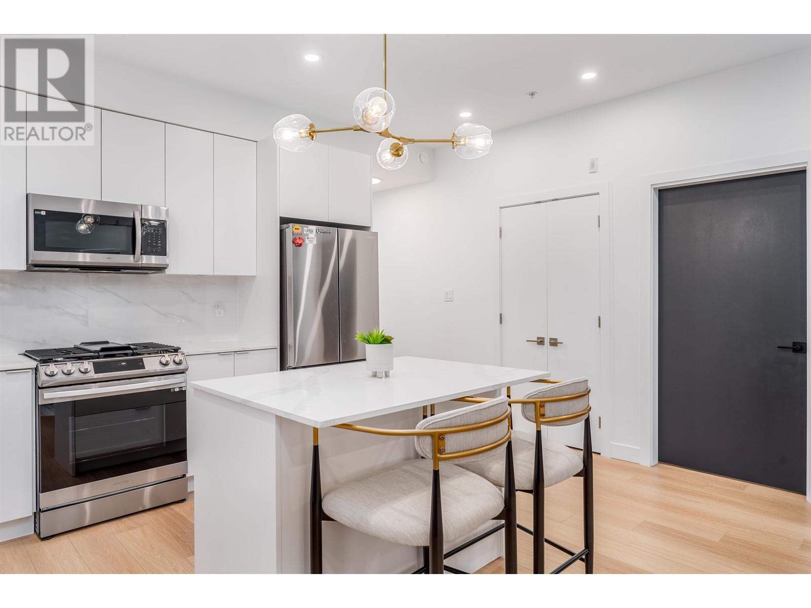 201 2331 Kelly Avenue, Port Coquitlam, British Columbia  V3C 1Y3 - Photo 9 - R2953627