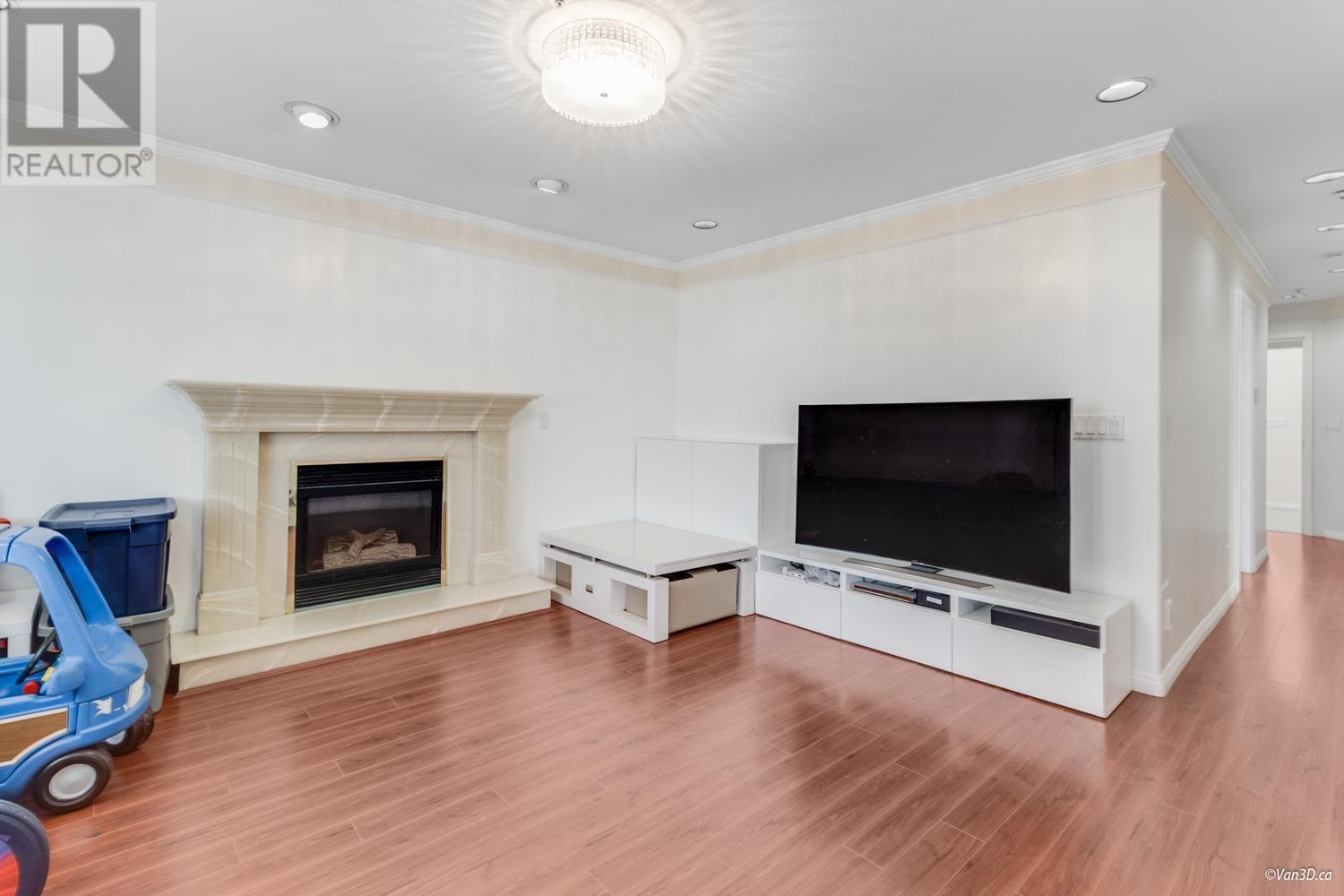 6408 Bruce Street, Vancouver, British Columbia  V5P 3M9 - Photo 13 - R2953566