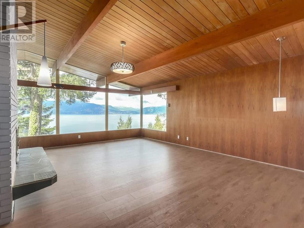 5122 Marine Drive, West Vancouver, British Columbia  V7W 2P7 - Photo 3 - R2953591