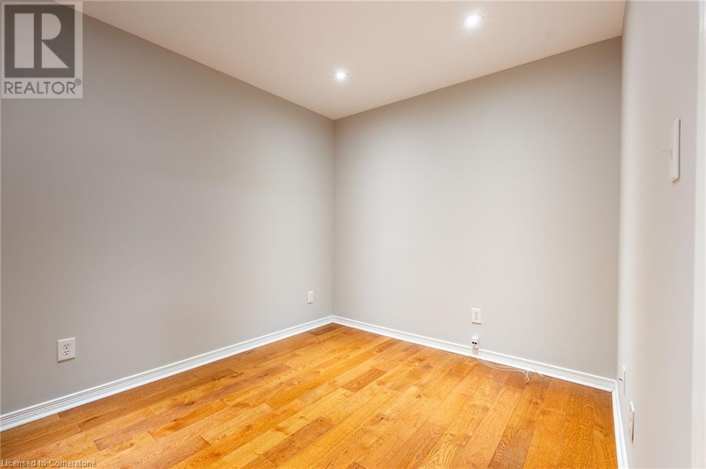 4000 Creekside Drive Unit# 207, Dundas, Ontario  L9H 7S9 - Photo 16 - 40688335