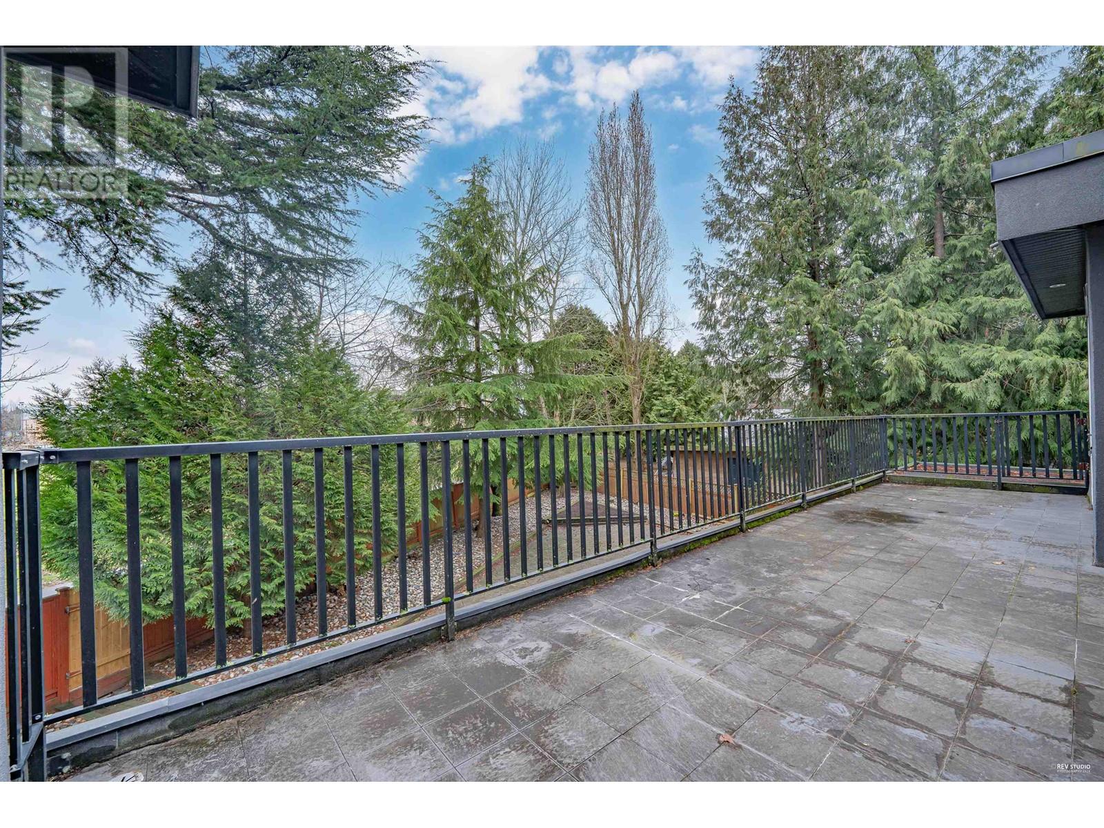 Listing Picture 8 of 24 : 6760 COLTSFOOT DRIVE, Richmond / 烈治文 - 魯藝地產 Yvonne Lu Group - MLS Medallion Club Member
