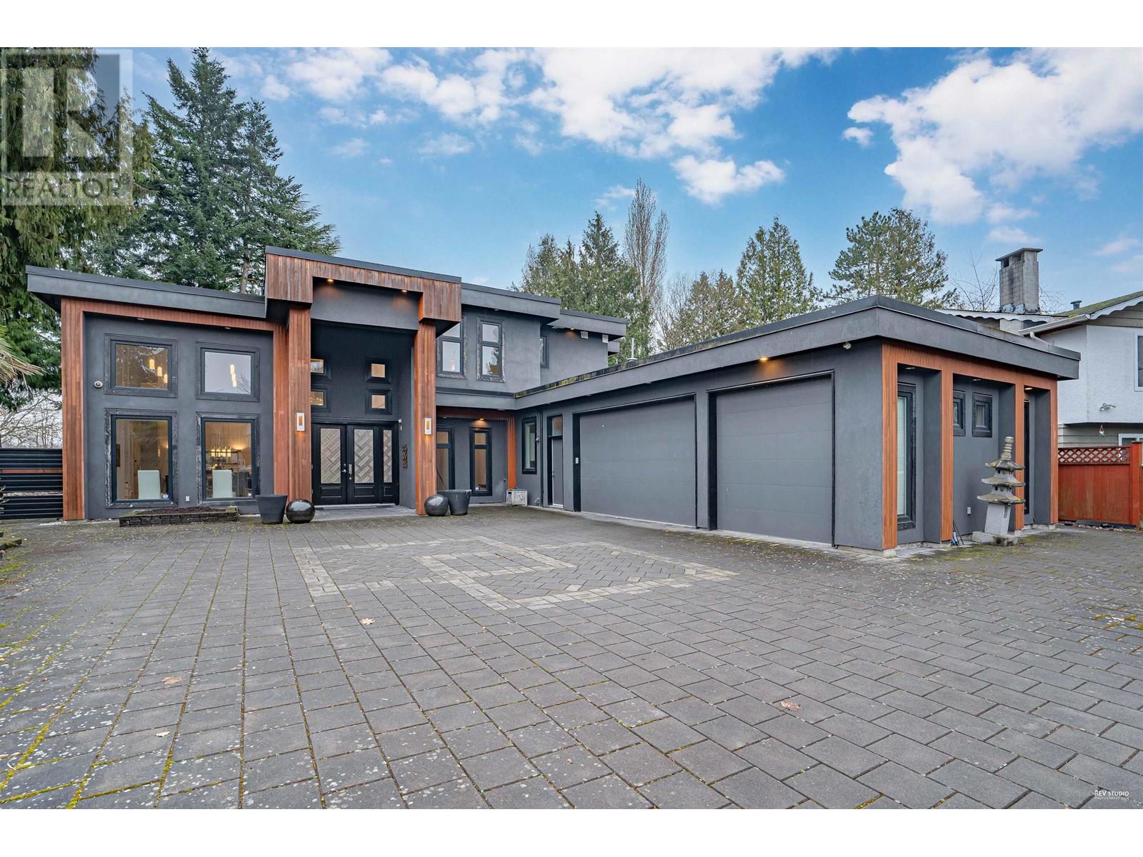 Listing Picture 3 of 24 : 6760 COLTSFOOT DRIVE, Richmond / 烈治文 - 魯藝地產 Yvonne Lu Group - MLS Medallion Club Member