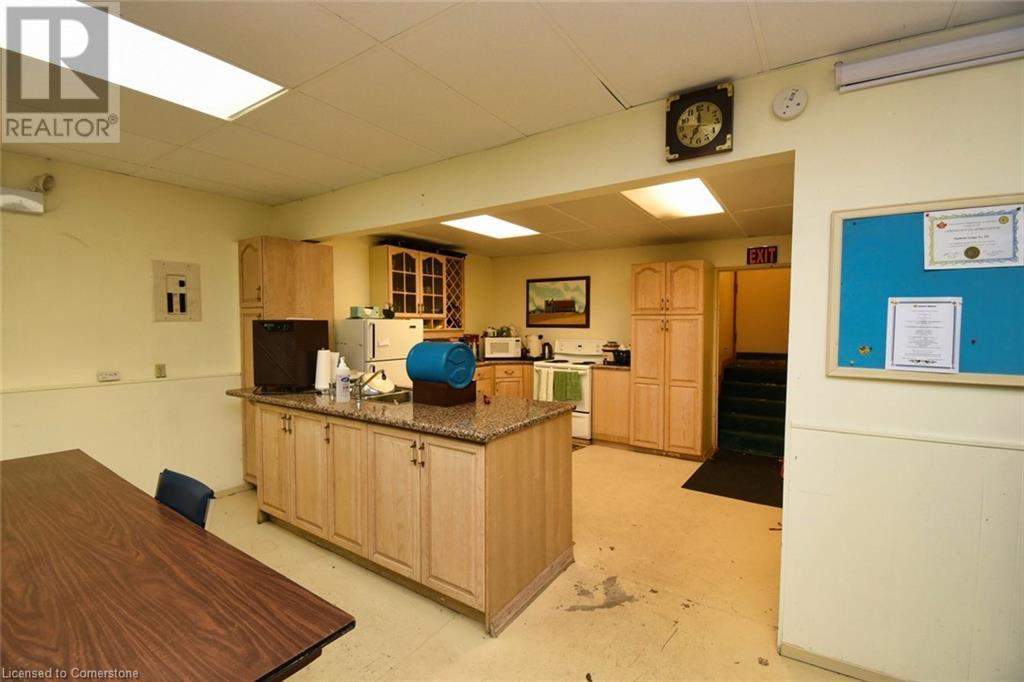 200 Highway 8 Highway, Hamilton, Ontario  L9H 5E1 - Photo 37 - 40687384