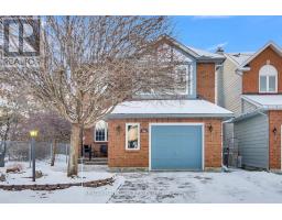 32 FORESTVIEW CRESCENT, Ottawa, Ontario