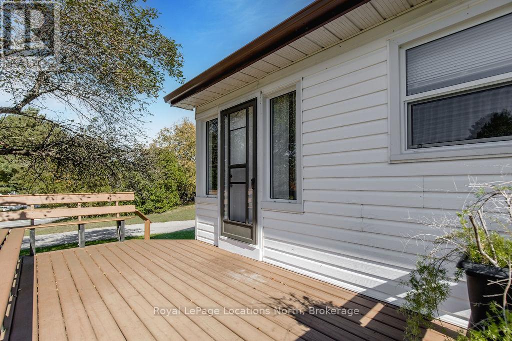 5358 Penetanguishene Road, Springwater, Ontario  L0L 1P0 - Photo 27 - S11912082