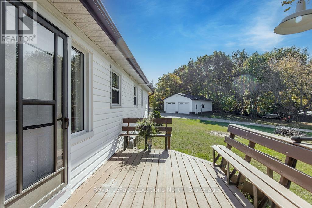 5358 Penetanguishene Road, Springwater, Ontario  L0L 1P0 - Photo 28 - S11912082