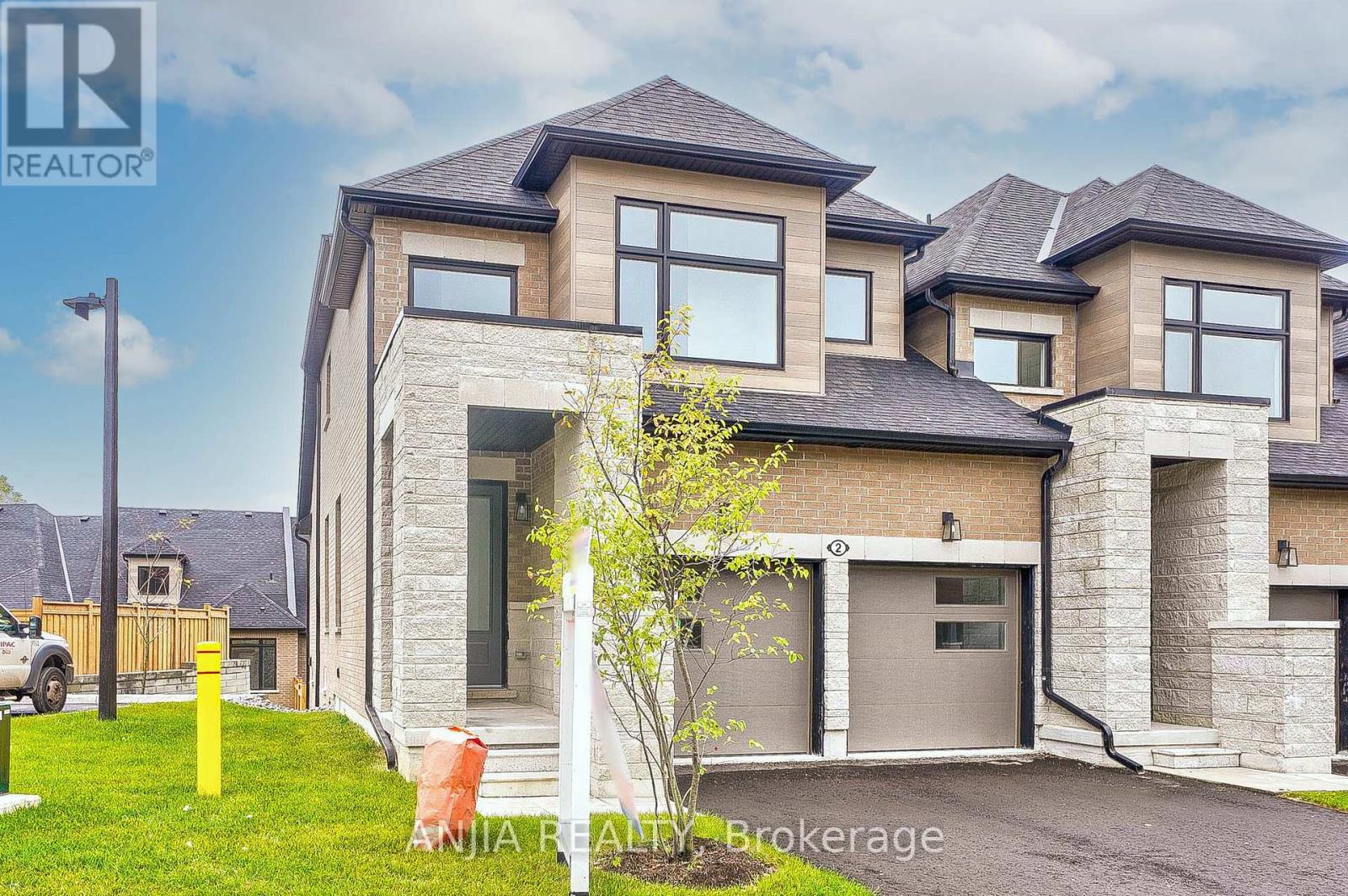 2 Lois Torrance Trail, Uxbridge, Ontario  L9P 0R9 - Photo 1 - N11912022