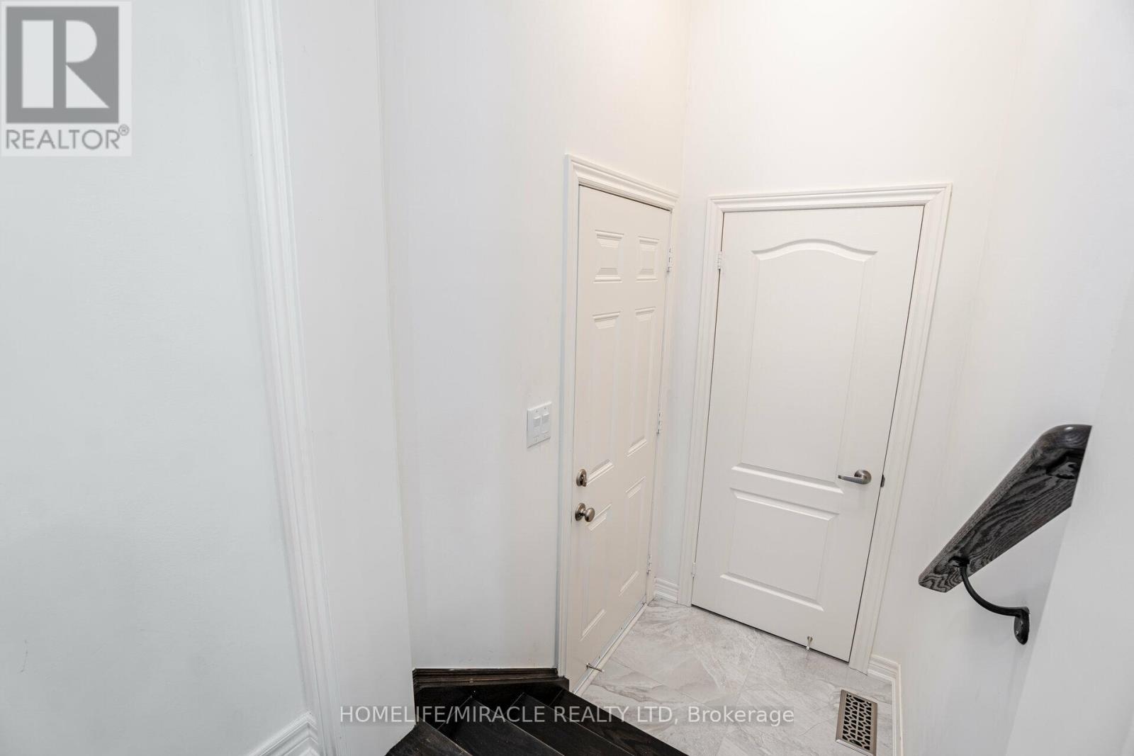 88 Humphery Street, Hamilton (Waterdown), Ontario  L6B 0T6 - Photo 14 - X11912017