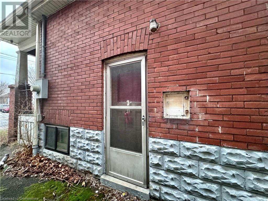 20 Crosthwaite Street N, Hamilton, Ontario  L8H 4T9 - Photo 23 - 40686526