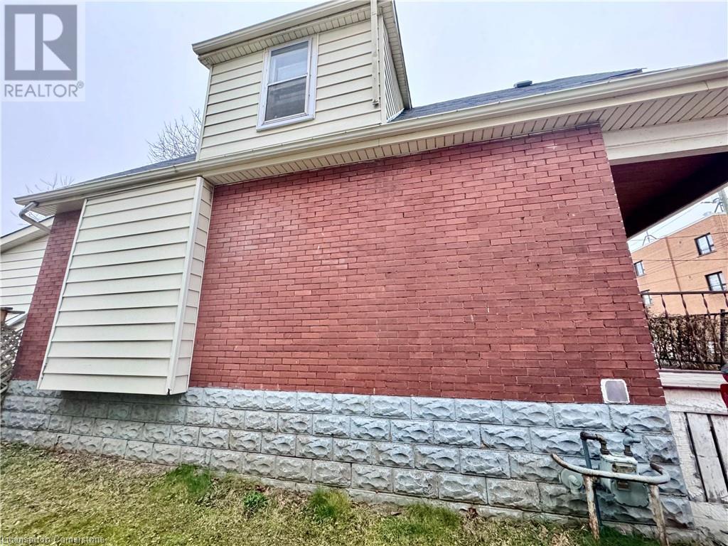 20 Crosthwaite Street N, Hamilton, Ontario  L8H 4T9 - Photo 26 - 40686526