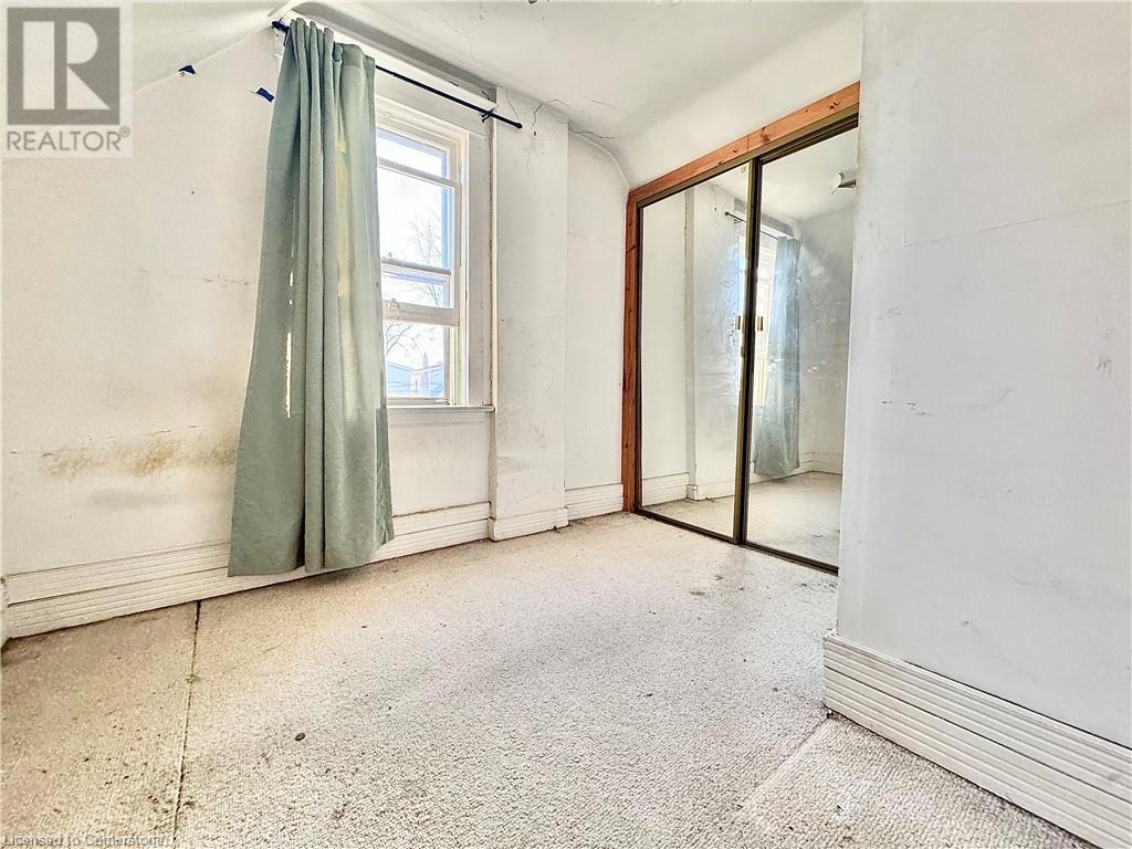 20 Crosthwaite Street N, Hamilton, Ontario  L8H 4T9 - Photo 13 - 40686526