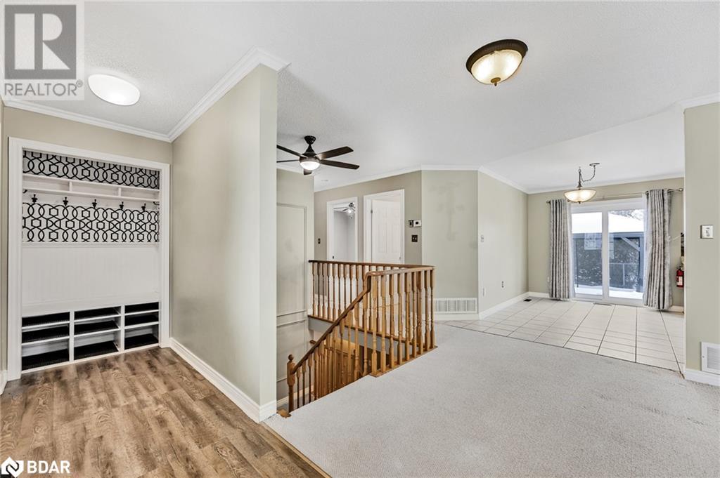 35 Bayshore Boulevard, Barrie, Ontario  L4N 9R5 - Photo 3 - 40688016