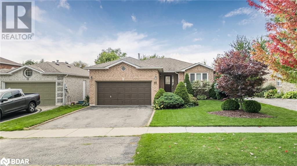 35 Bayshore Boulevard, Barrie, Ontario  L4N 9R5 - Photo 1 - 40688016
