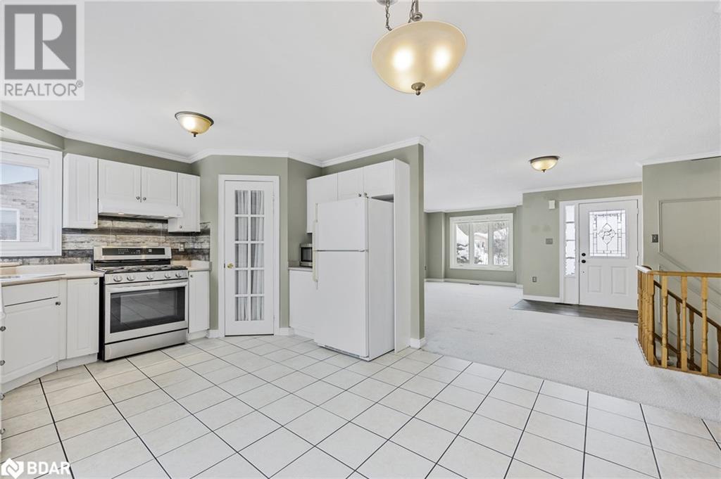 35 Bayshore Boulevard, Barrie, Ontario  L4N 9R5 - Photo 10 - 40688016