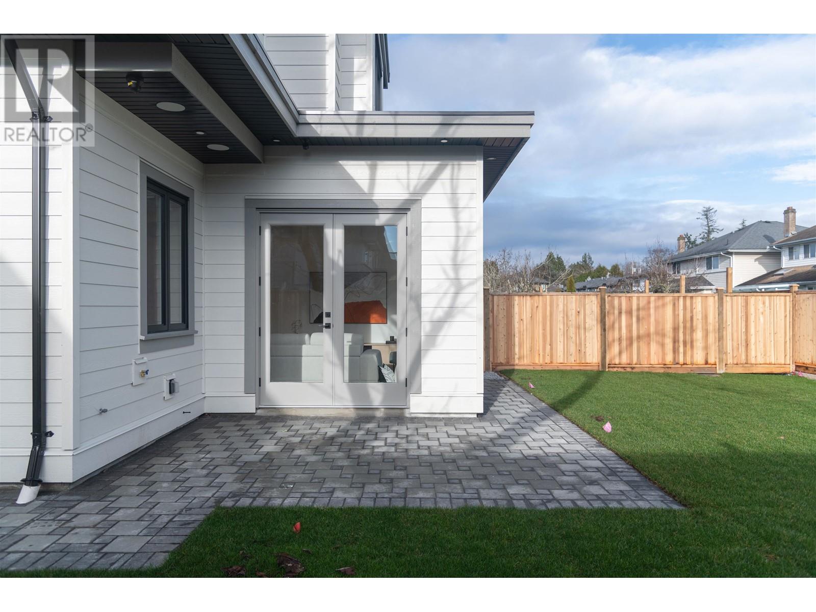 Listing Picture 38 of 40 : 7440 LANGTON ROAD, Richmond / 烈治文 - 魯藝地產 Yvonne Lu Group - MLS Medallion Club Member