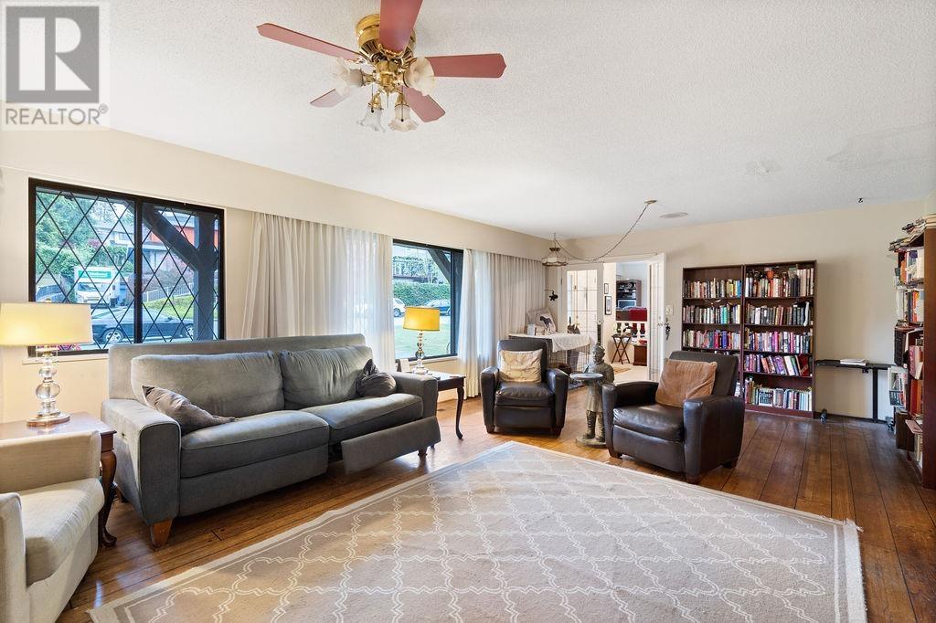 6259 Buckingham Drive, Burnaby, British Columbia  V5E 2A5 - Photo 26 - R2952729