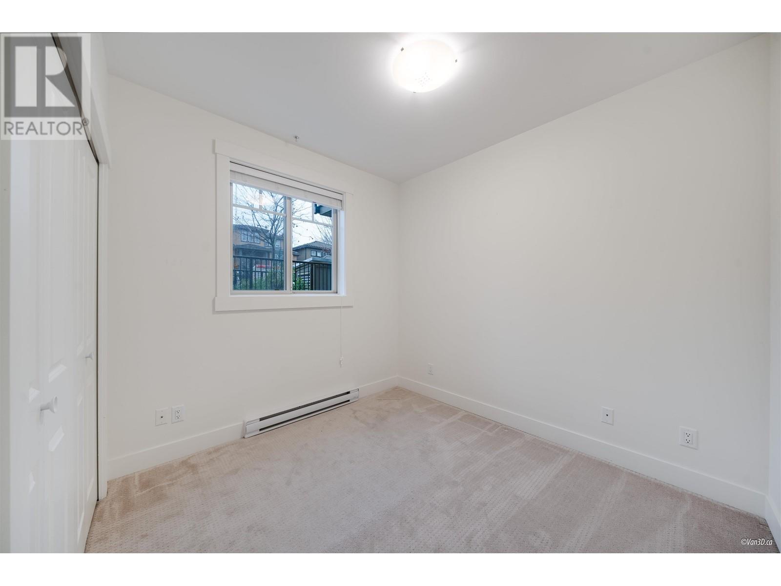 Listing Picture 21 of 29 : 6 4033 DOMINION STREET, Burnaby / 本拿比 - 魯藝地產 Yvonne Lu Group - MLS Medallion Club Member