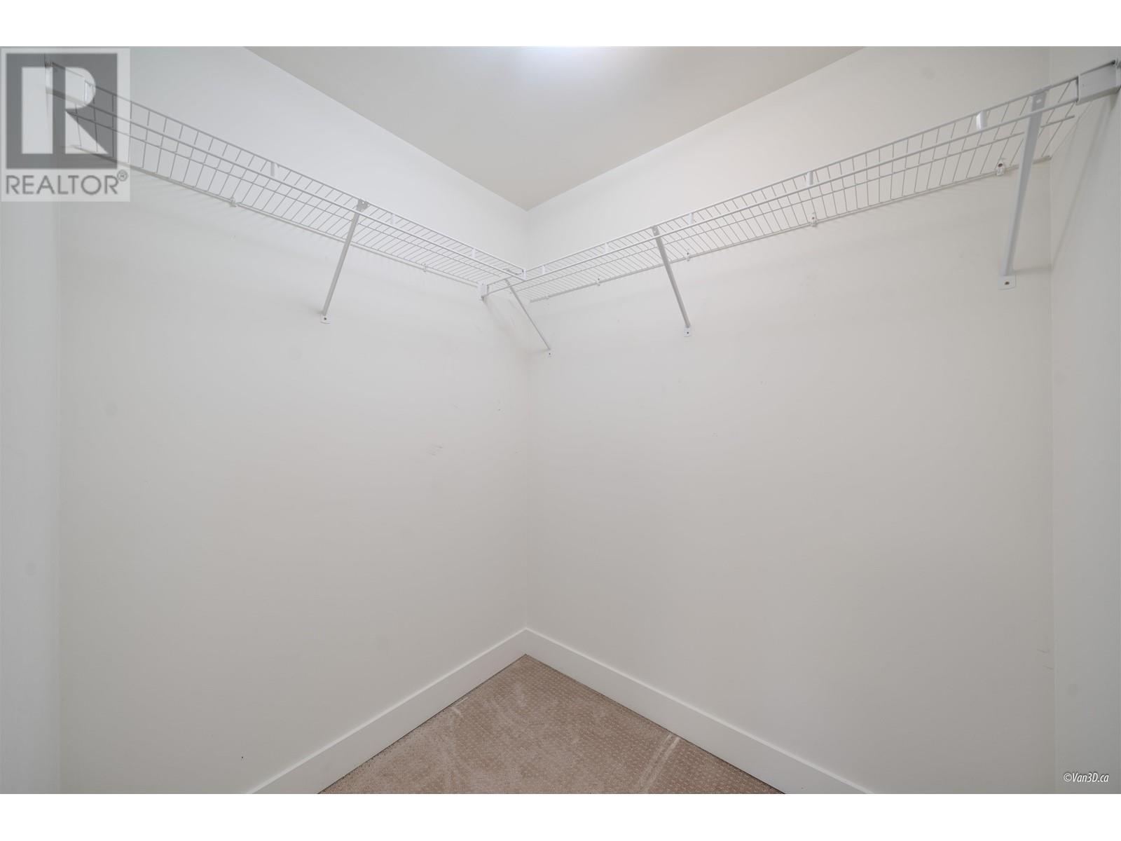 Listing Picture 25 of 29 : 6 4033 DOMINION STREET, Burnaby / 本拿比 - 魯藝地產 Yvonne Lu Group - MLS Medallion Club Member