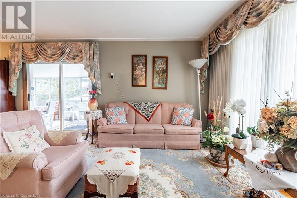 25 Blanche Court, Hamilton, Ontario  L8K 5P4 - Photo 19 - 40688036