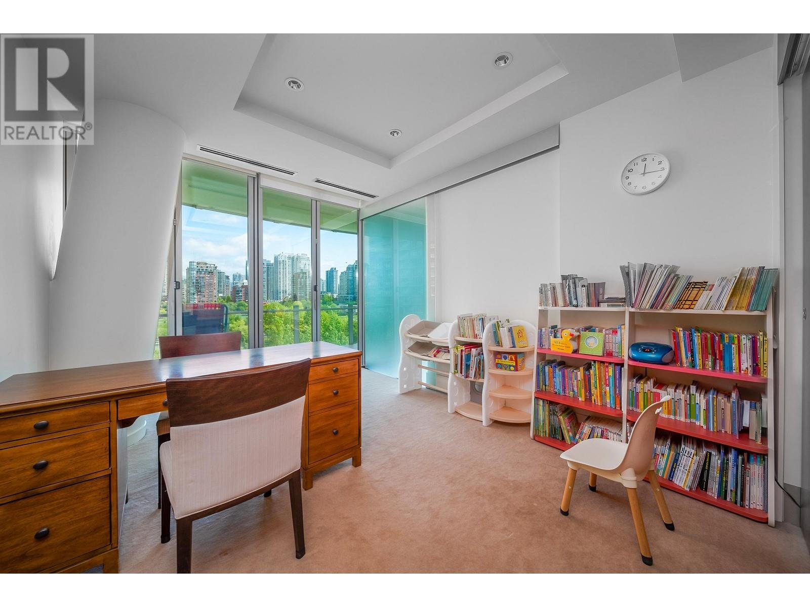 Listing Picture 14 of 34 : 702 1560 HOMER MEWS, Vancouver / 溫哥華 - 魯藝地產 Yvonne Lu Group - MLS Medallion Club Member