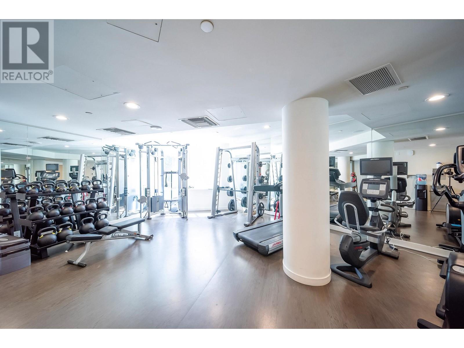 Listing Picture 26 of 34 : 702 1560 HOMER MEWS, Vancouver / 溫哥華 - 魯藝地產 Yvonne Lu Group - MLS Medallion Club Member