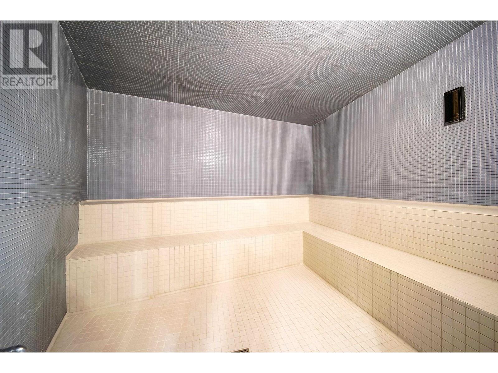 Listing Picture 28 of 34 : 702 1560 HOMER MEWS, Vancouver / 溫哥華 - 魯藝地產 Yvonne Lu Group - MLS Medallion Club Member