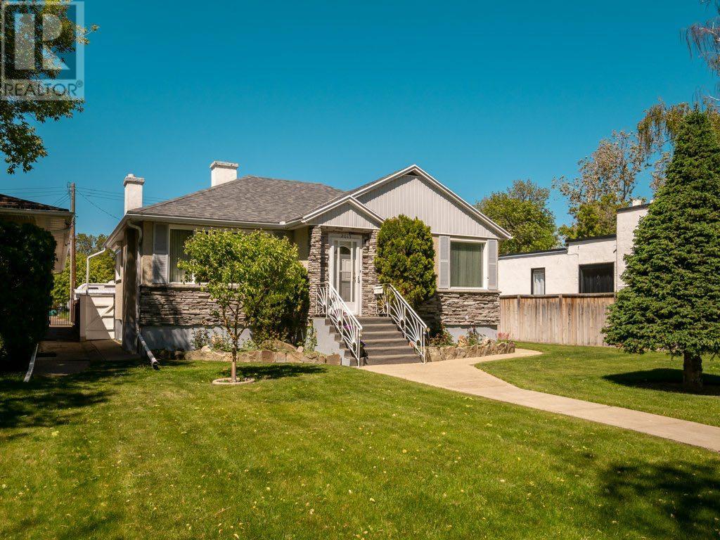 2015 7 Avenue S, Lethbridge, Alberta