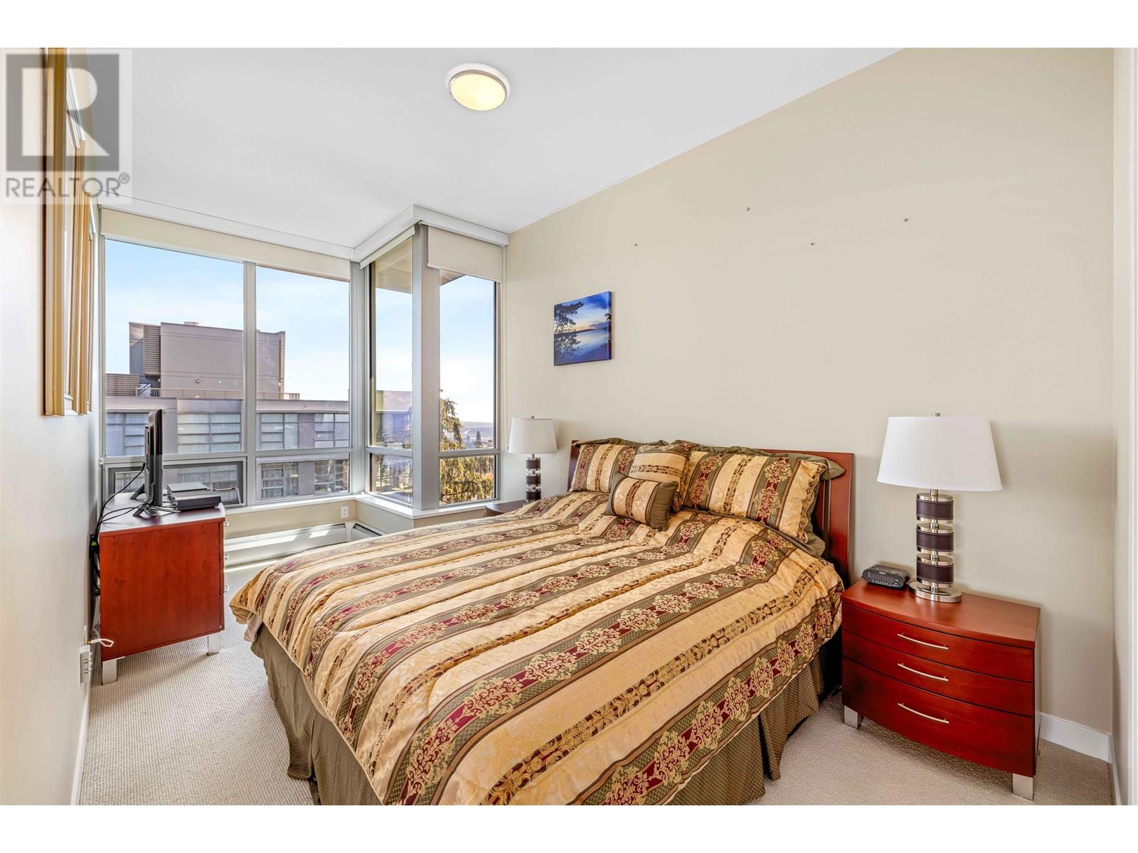 Listing Picture 16 of 35 : 1502 9080 UNIVERSITY CRESCENT, Burnaby / 本拿比 - 魯藝地產 Yvonne Lu Group - MLS Medallion Club Member