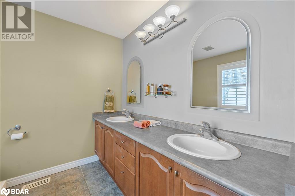 2 Pineview Drive, Oro-Medonte, Ontario  L0L 2L0 - Photo 28 - 40688509