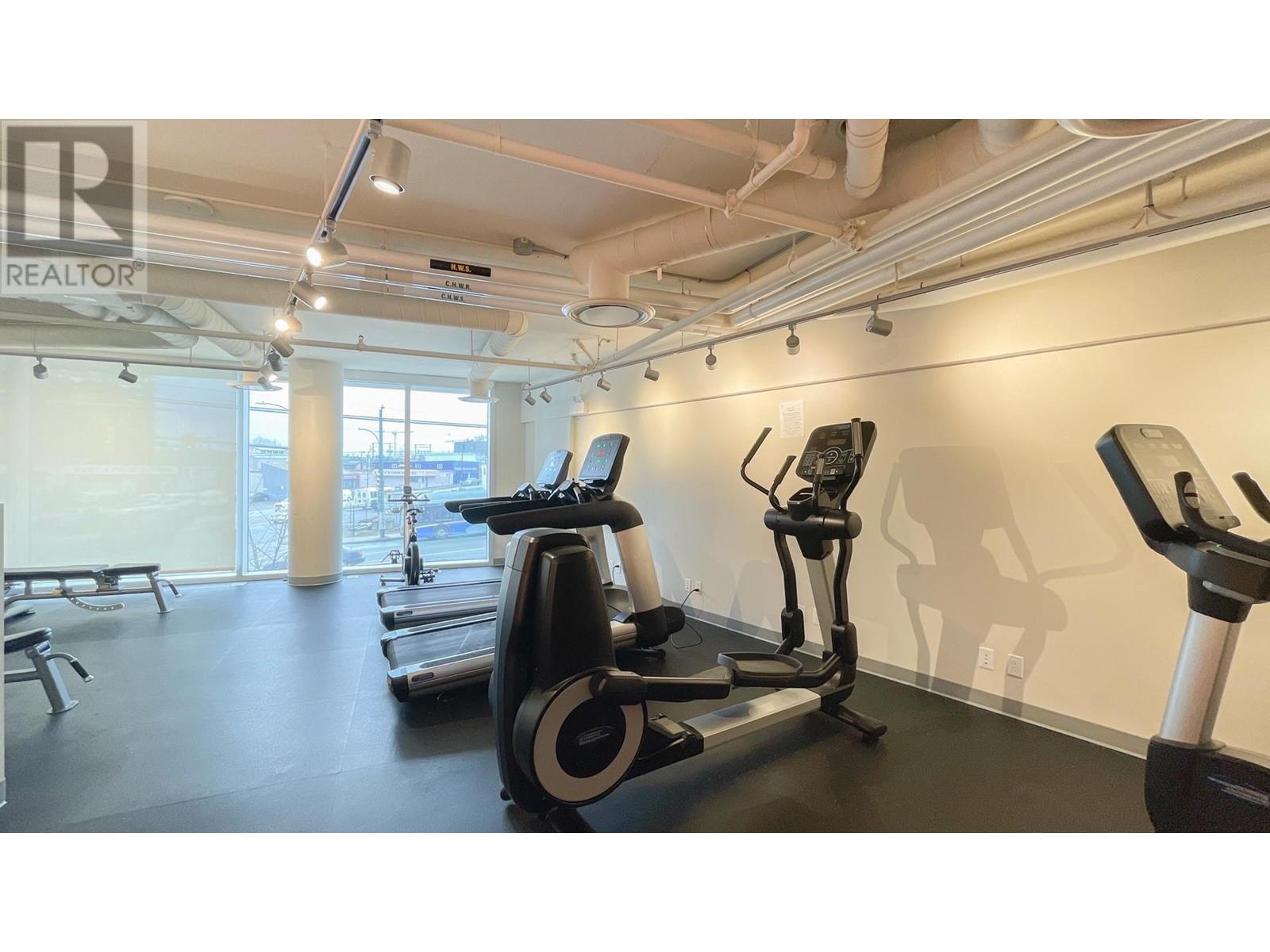 Listing Picture 17 of 22 : 201 180 E 2ND AVENUE, Vancouver / 溫哥華 - 魯藝地產 Yvonne Lu Group - MLS Medallion Club Member