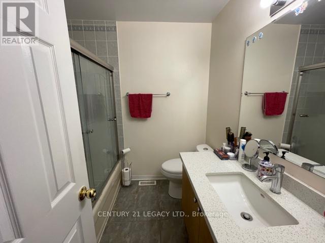 48 Bernard Avenue, Brampton, Ontario  L6Y 5S4 - Photo 17 - W11912263