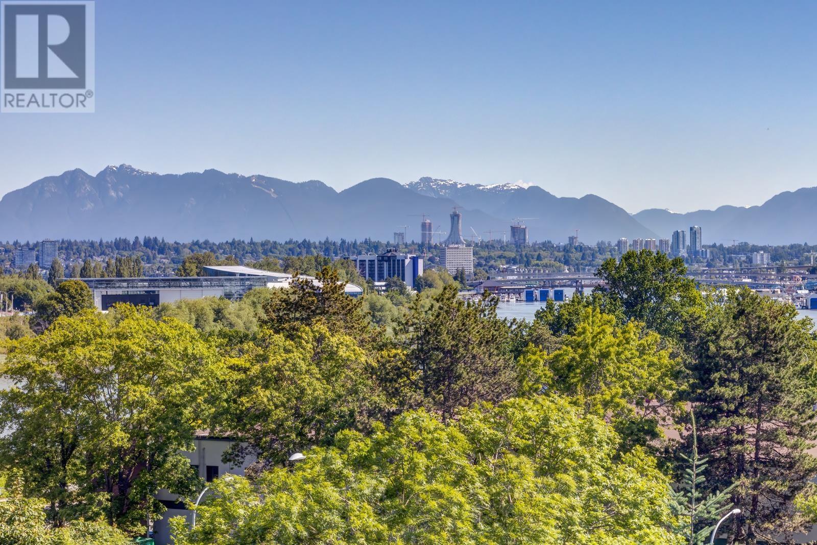 Listing Picture 24 of 40 : 608 6855 PEARSON WAY, Richmond / 烈治文 - 魯藝地產 Yvonne Lu Group - MLS Medallion Club Member