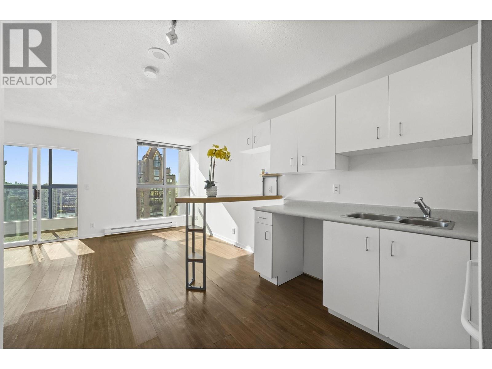 1907 1238 Seymour Street, Vancouver, British Columbia  V6B 6J3 - Photo 3 - R2953818
