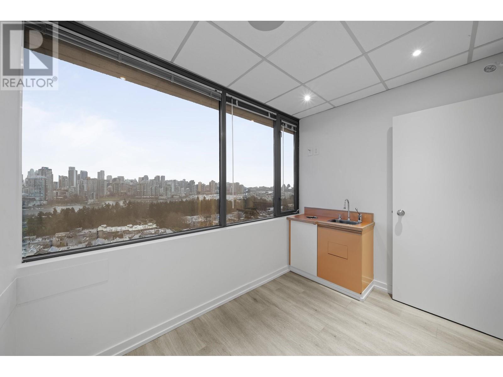 730 943 W Broadway, Vancouver, British Columbia  V5Z 4E1 - Photo 2 - C8065426