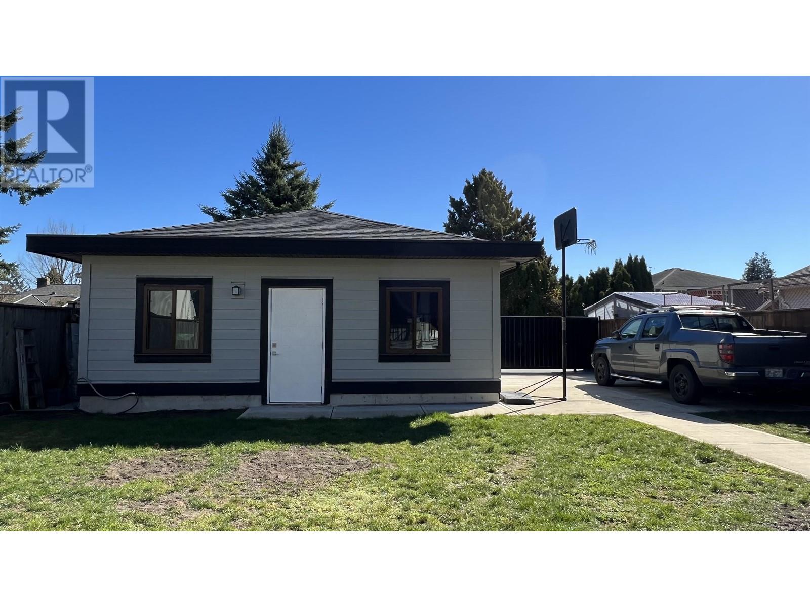 1422 Tenth Avenue, New Westminster, British Columbia  V3M 3J1 - Photo 4 - R2953503