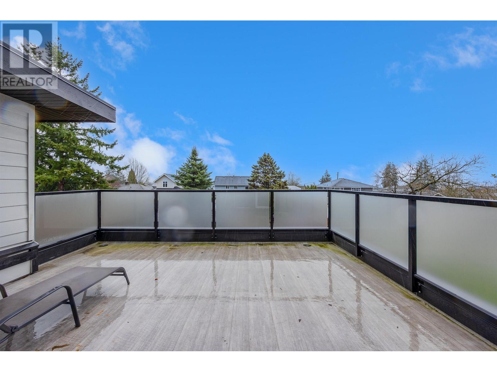 1422 Tenth Avenue, New Westminster, British Columbia  V3M 3J1 - Photo 9 - R2953503