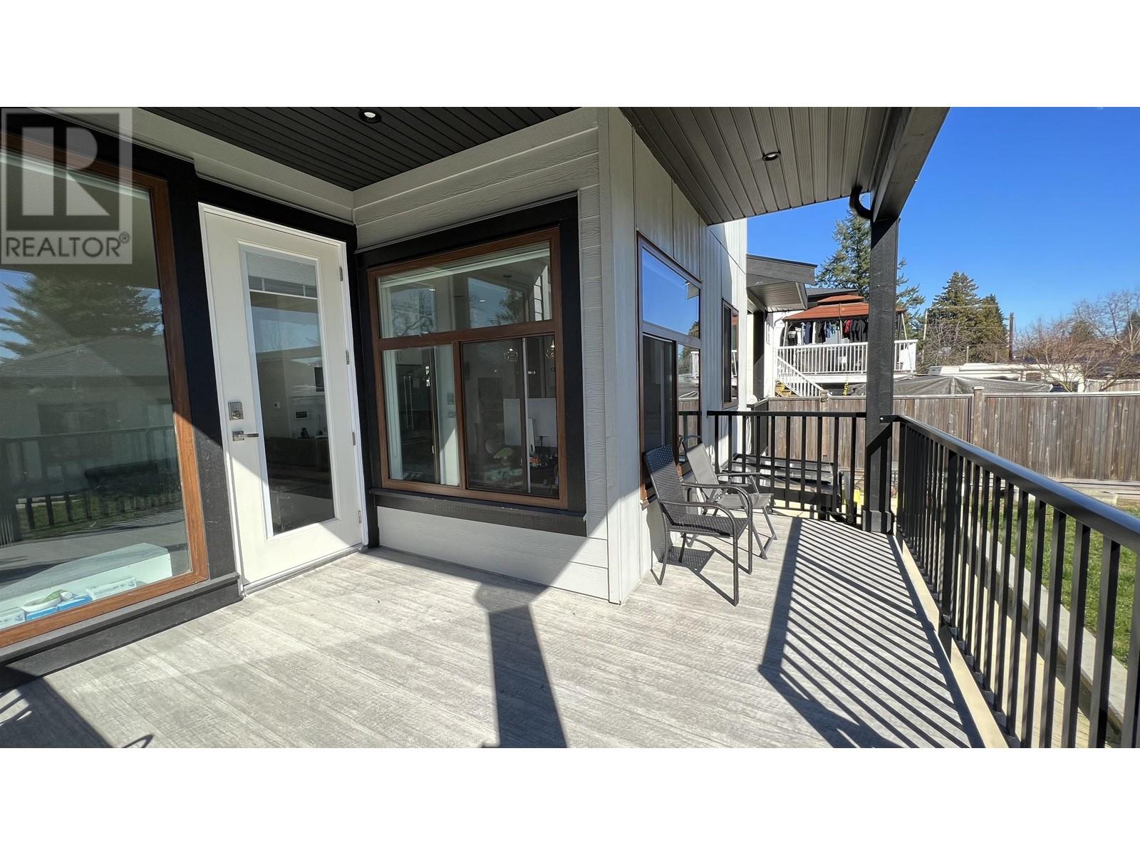 1422 Tenth Avenue, New Westminster, British Columbia  V3M 3J1 - Photo 6 - R2953503